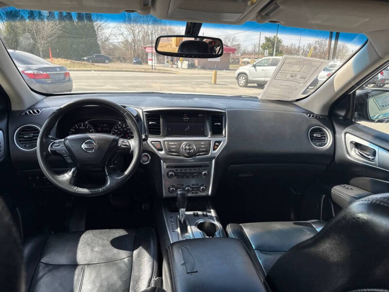 2017 Nissan Pathfinder S