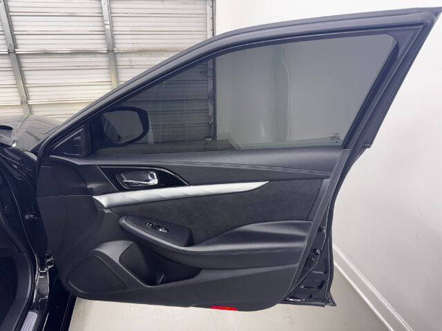 2016 Nissan Maxima