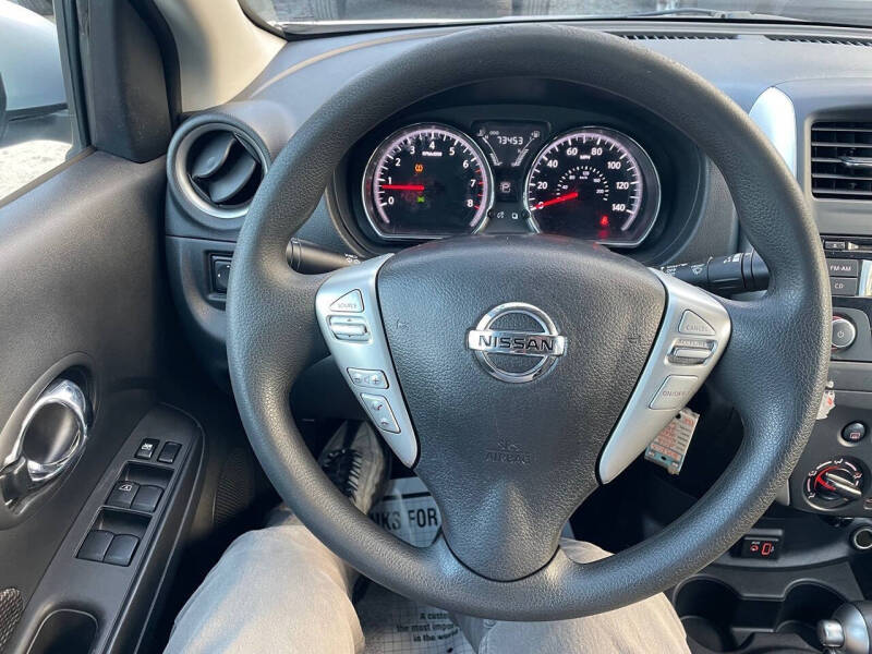2018 Nissan Versa SV