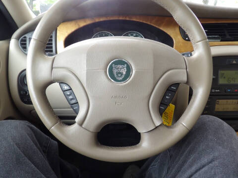 2003 Jaguar X-Type 2.5