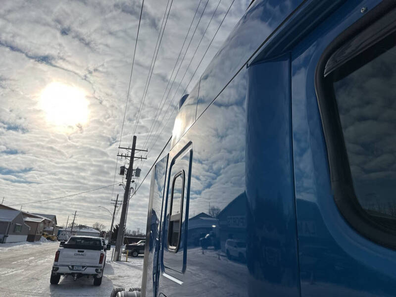 2016 Freightliner Cascadia