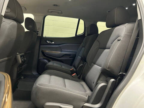 2022 GMC Acadia SLE