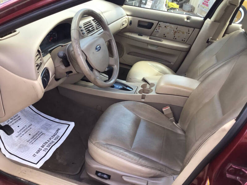 2004 Ford Taurus SES