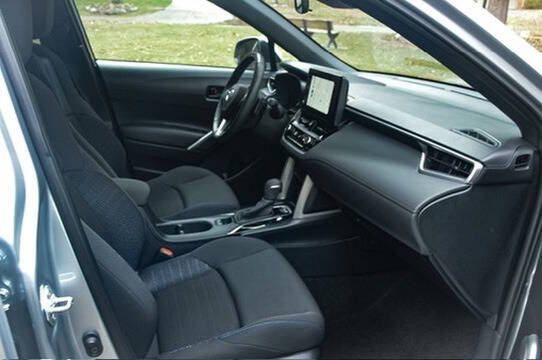 2023 Toyota Corolla Cross Hybrid SE