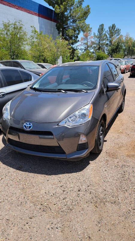 2014 Toyota Prius c Three
