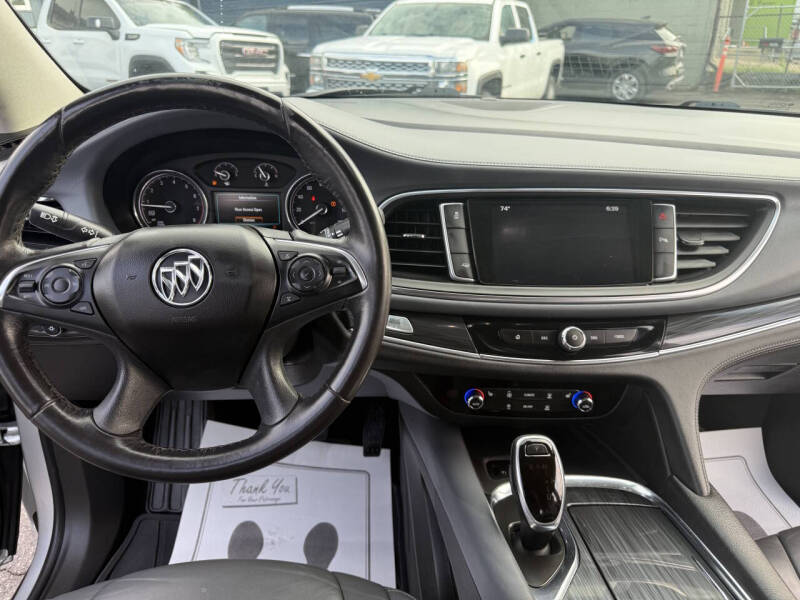 2018 Buick Enclave Essence