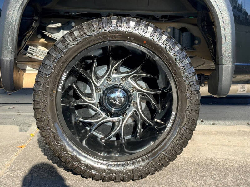 2024 GMC Sierra 3500HD Denali Ultimate