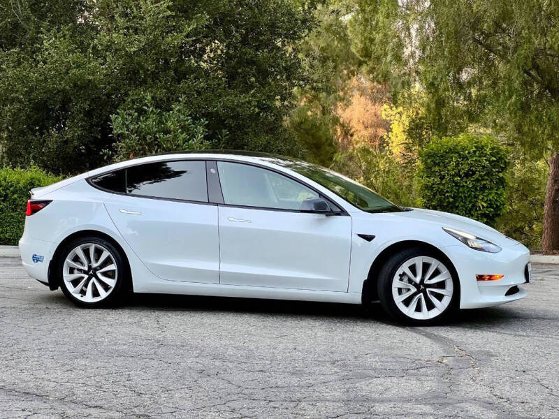 2021 Tesla Model 3 Standard Range Plus