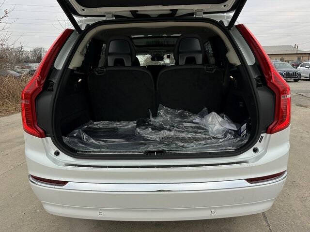 2025 Volvo XC90 T8 Plus Bright Theme 7P