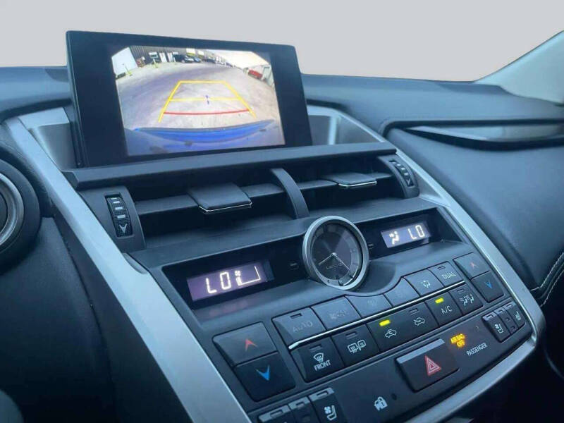 2017 Lexus NX 200t