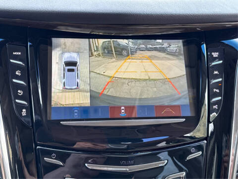 2018 Cadillac Escalade Luxury