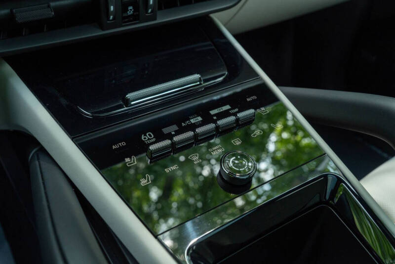 2025 Porsche Cayenne Coupe