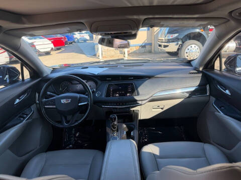2020 Cadillac XT4 Luxury