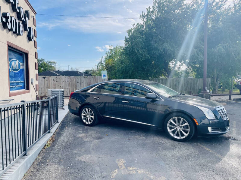 2013 Cadillac XTS Luxury Collection