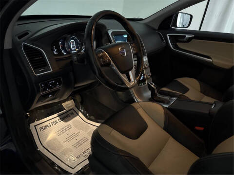 2017 Volvo XC60 T6 Dynamic