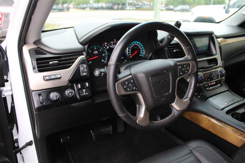 2017 GMC Yukon Denali