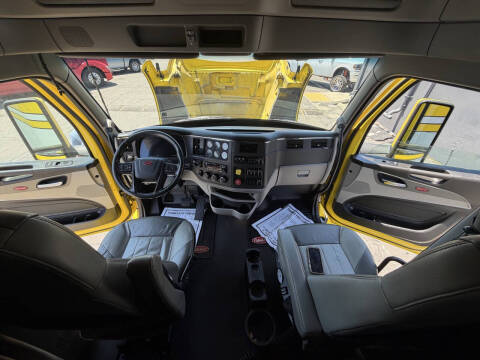 2022 Peterbilt 579
