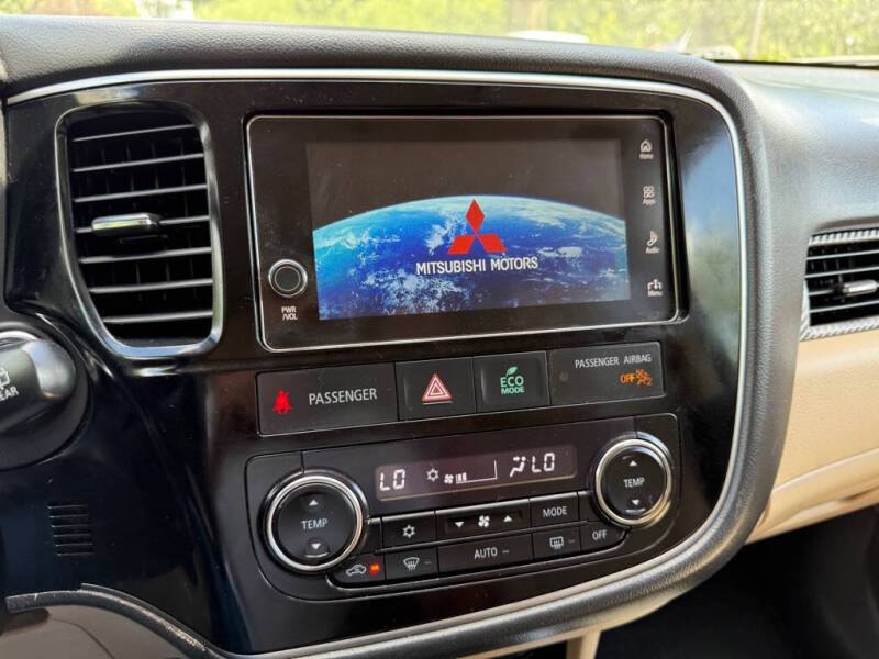 2017 Mitsubishi Outlander SE