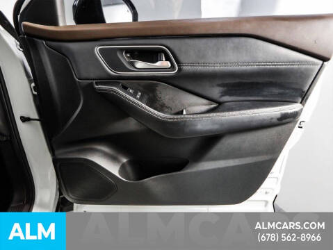 2021 Nissan Rogue Platinum