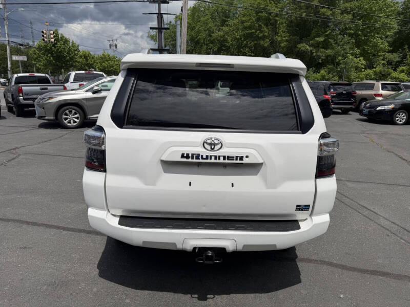 2017 Toyota 4Runner SR5