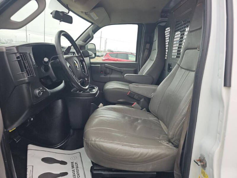 2021 Chevrolet Express 2500