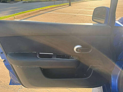 2010 Nissan Versa 1.8 S