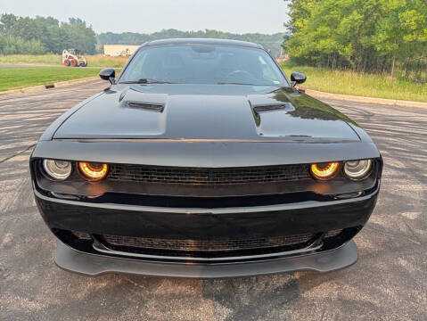 2015 Dodge Challenger SXT Plus