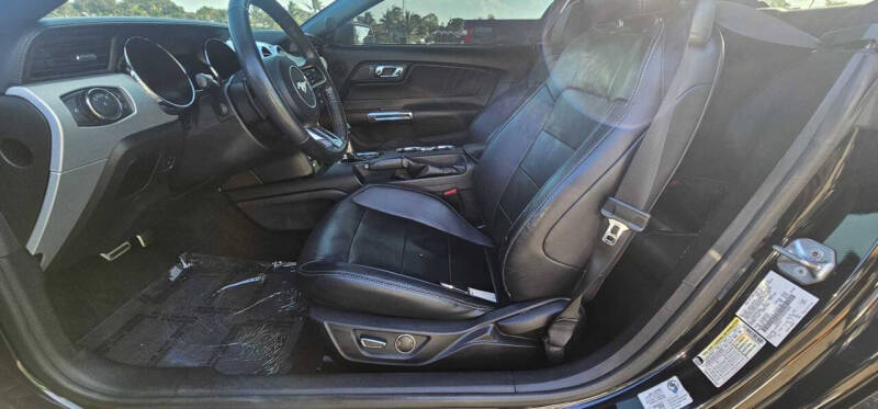 2017 Ford Mustang EcoBoost Premium