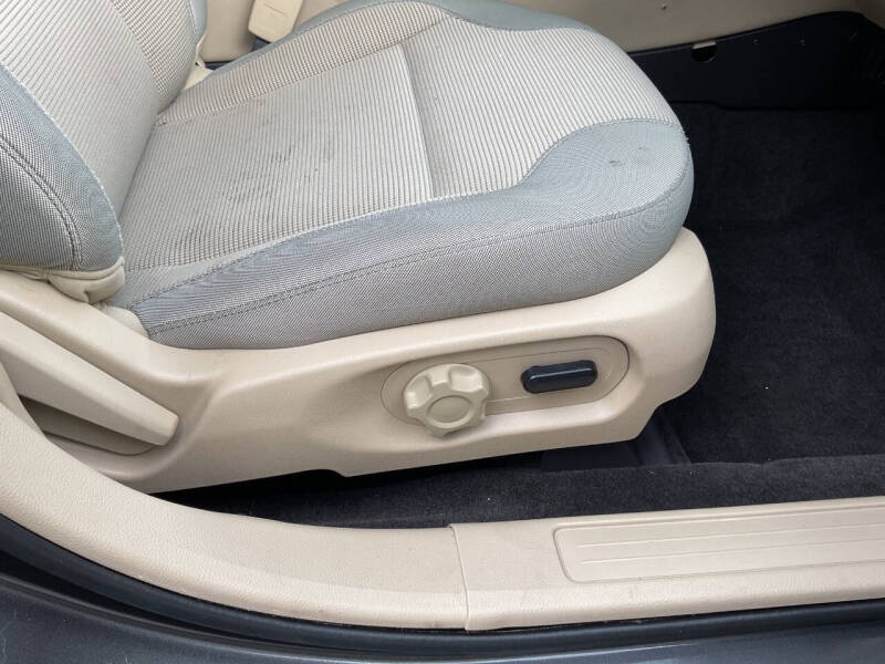 2015 Ford Taurus SEL