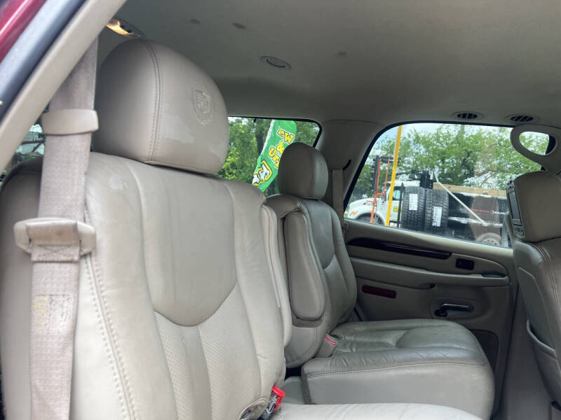 2005 Cadillac Escalade