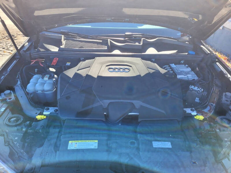 2020 Audi Q7 quattro Premium Plus 55 TFSI