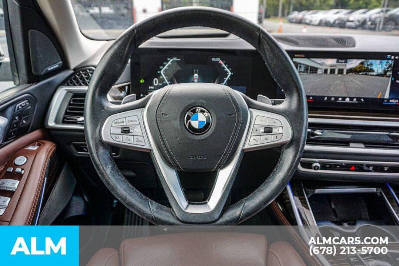 2025 BMW X7 xDrive40i