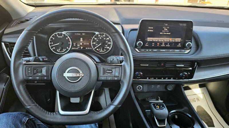 2022 Nissan Rogue SV