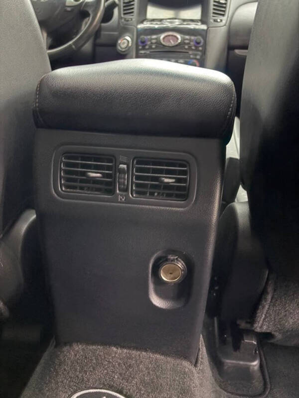 2009 Infiniti FX35