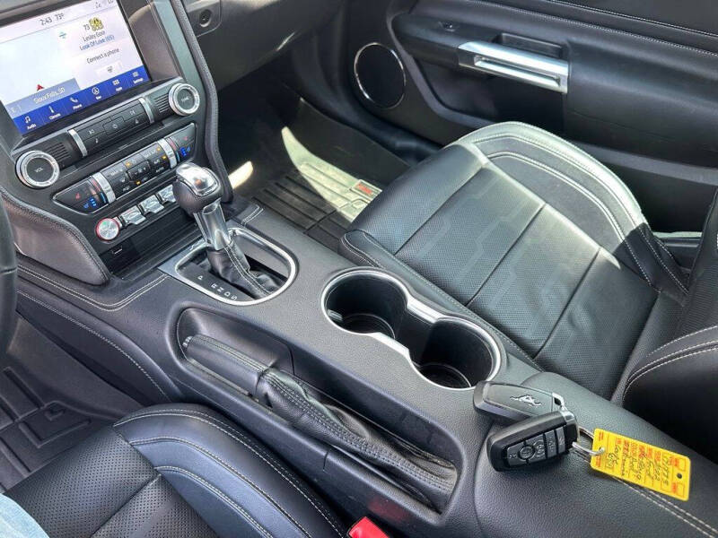 2022 Ford Mustang EcoBoost Premium