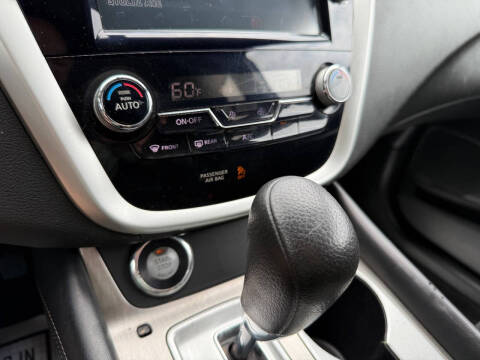 2017 Nissan Murano SV