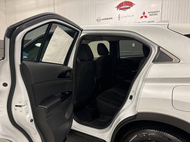 2025 Mitsubishi Eclipse Cross LE