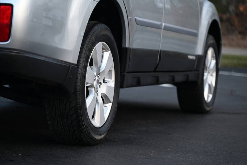 2012 Subaru Outback 2.5i Premium