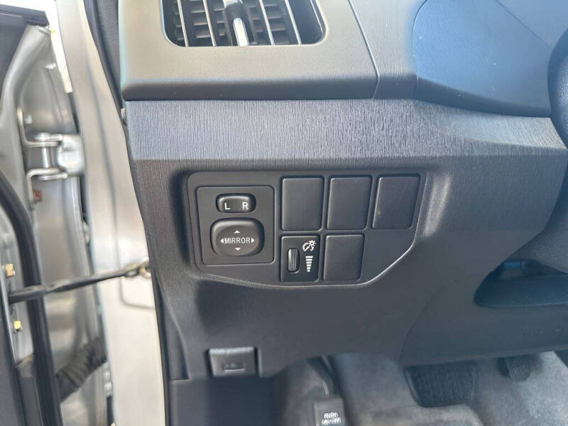 2014 Toyota Prius Two