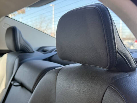 2024 Volvo S60 B5 Plus Dark Theme