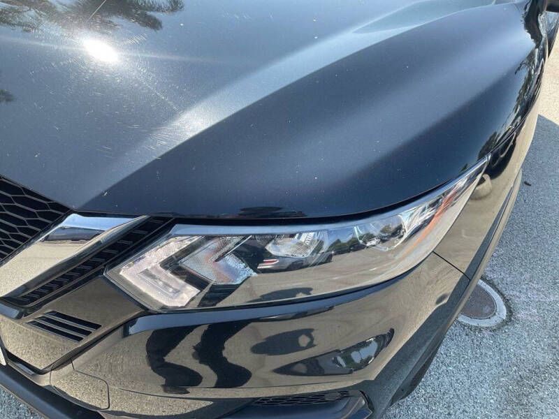 2020 Nissan Rogue Sport SV