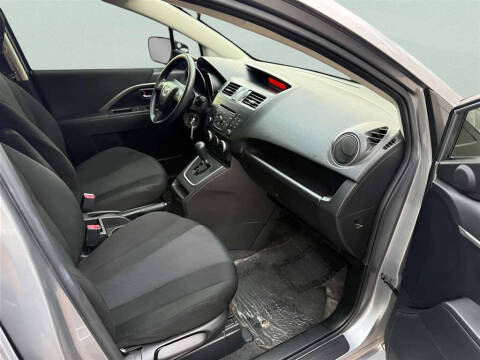 2015 Mazda MAZDA5 Sport