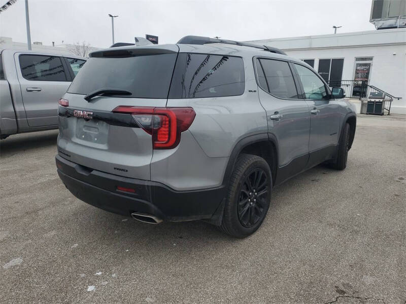 2023 GMC Acadia