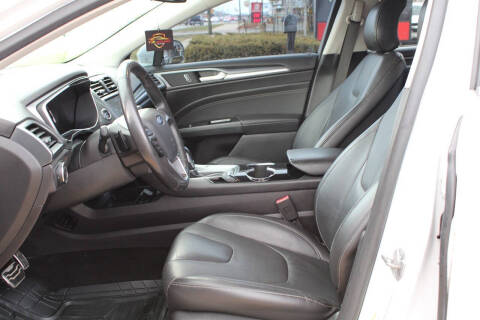 2016 Ford Fusion Titanium
