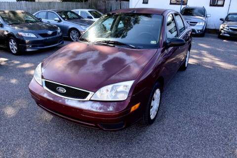 2007 Ford Focus for sale at Wheel Deal Auto Sales LLC in Norfolk VA