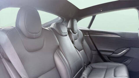 2021 Tesla Model S Plaid
