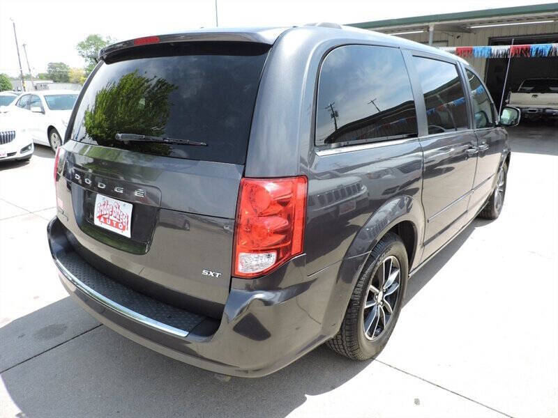 2017 Dodge Grand Caravan SXT