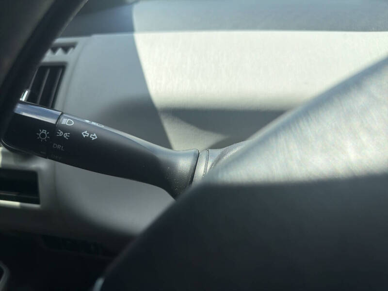 2017 Toyota Prius v Two