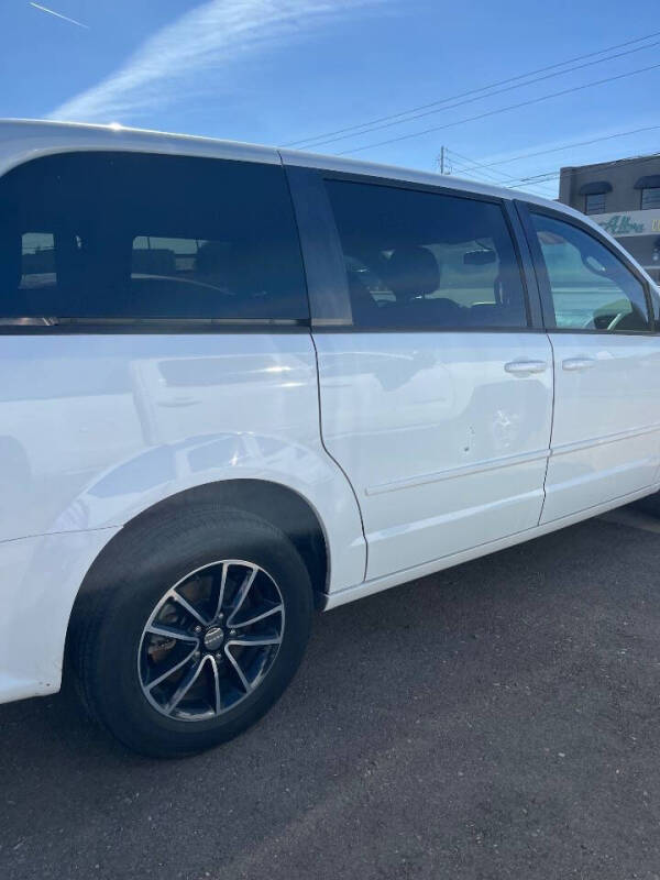 2017 Dodge Grand Caravan SE Plus