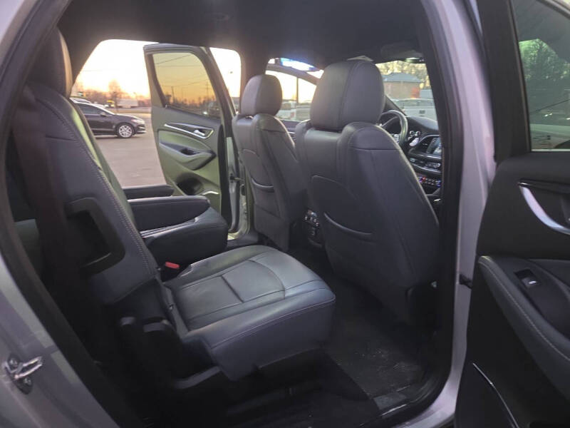 2022 Buick Enclave Essence